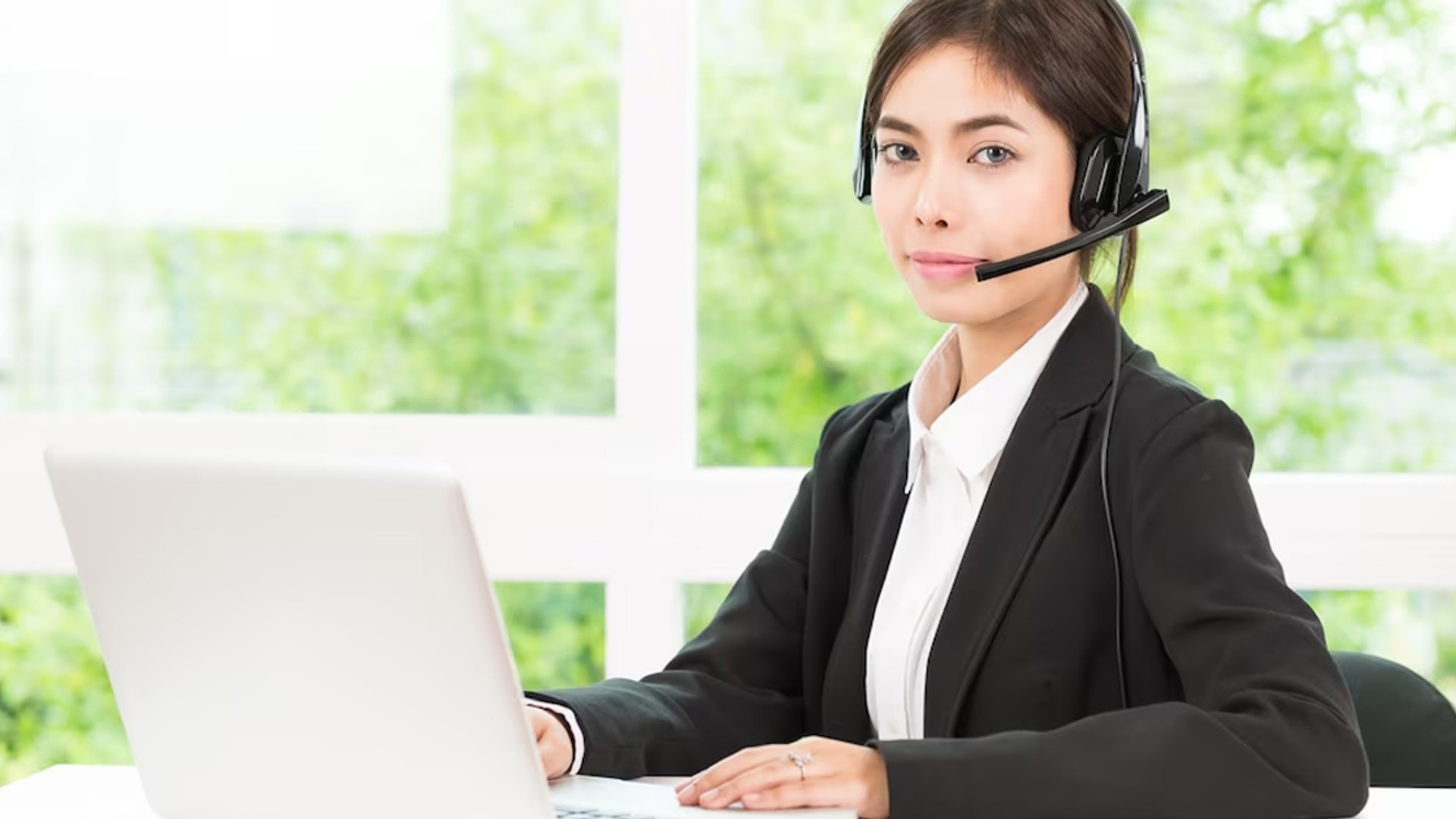 Hình ảnh trung tâm hỗ trợ khách hàng 88online